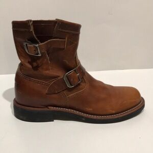 Chippewa ladies Engineer boots